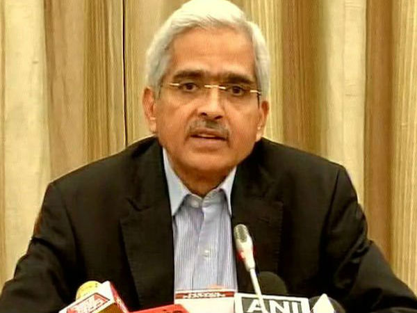 अब तक गिन रहे हैं पुराने 1000-500 के नोट ! अब तक गिन रहे हैं पुराने 1000-500 के नोट !