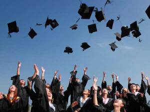 बच्चों की विदेश में शिक्षा के लिए ऐसे करें प्लानिंग